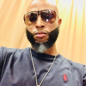 Meet your Posher, Joshua